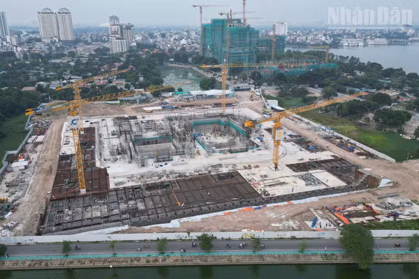 Hà Nội: Toàn cảnh đại công trường nhà hát Opera có tổng vốn đầu tư hơn 12.000 tỷ đồng
