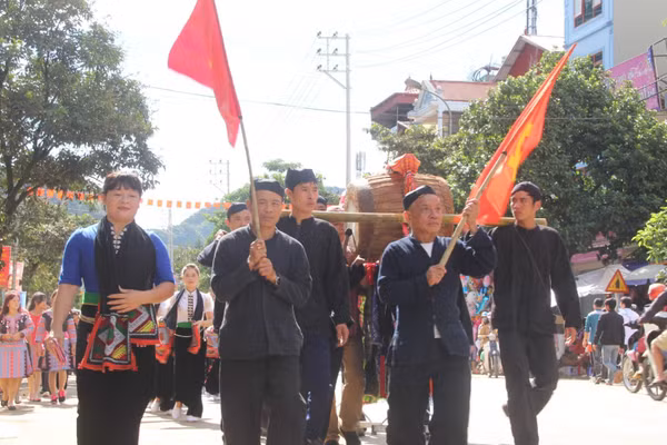 Trong dịp này sẽ có nhiều hoạt động biểu diễn dân ca, dân vũ, dân nhạc của các dân tộc H’Mông, Dao, Thái, Mường. (Ảnh: QUỐC TUẤN)