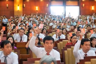 Các đại biểu dự Đại hội đại biểu Đảng bộ TP Tây Ninh.