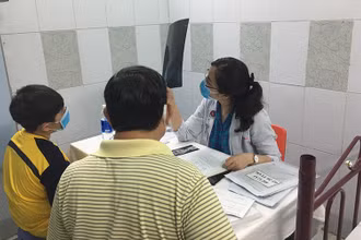 Nhiều trẻ chậm phát triển chiều cao do thiếu hormone tăng trưởng.