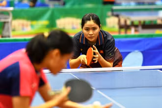 Bên cạnh việc quy tụ những tay vợt đỉnh cao của bóng bàn Việt Nam, Giải vô địch bóng bàn toàn quốc Báo Nhân Dân còn có sự góp mặt của nhiều nữ VĐV tài năng, xinh đẹp thu hút sự chú ý của người hâm mộ mỗi lần xuất hiện.