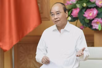 Thủ tướng Nguyễn Xuân Phúc phát biểu kết luận phiên họp.