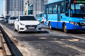 16 tuyến buýt qua cầu Thăng Long sẽ được điều chỉnh lộ trình.