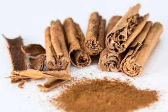 Bổ sung quế vào chế độ ăn uống có thể giữ cho lượng đường trong máu ổn định.