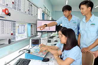 Ảnh minh họa: Đào tạo kỹ năng nghề tại Trường cao đẳng Công nghệ quốc tế Lilama2.