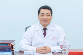 PGS, TS Lê Văn Quảng, Giám đốc Bệnh viện K.