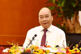 Thủ tướng Nguyễn Xuân Phúc phát biểu ý kiến tại Hội nghị.