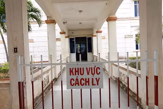 Cơ sở 2, Trung tâm y tế huyện Bình Sơn, nơi BN419 đang điều trị.