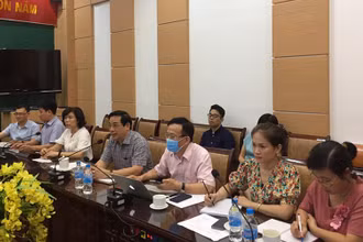 Các chuyên gia hội chẩn ngày 29-7.