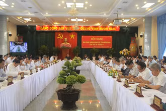 Toàn cảnh hội nghị.