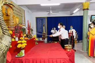 Kiều bào Udon Thani tổ chức Lễ Giỗ tổ Hùng Vương.