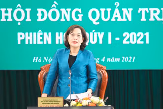 Thống đốc NHNN kiêm Chủ tịch HĐQT NHCSXH Nguyễn Thị Hồng phát biểu tại phiên họp thường kỳ quý 1-2021.