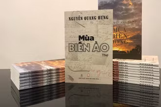 Ra mắt tập thơ “Mùa biến ảo” của nhà thơ Nguyễn Quang Hưng