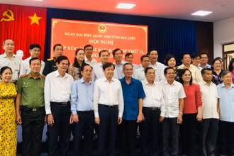 Đồng chí Lê Minh Khái tiếp xúc cử tri tại Bạc Liêu