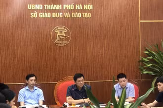 Lãnh đạo Sở GD-ĐT Hà Nội trao đổi về tuyển sinh lớp 6 chương trình song bằng năm học tới