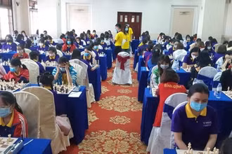 Các VĐV và trọng tài đều phải đeo khẩu trang suốt quá trình thi đấu!