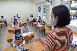 Nữ giới đang chiếm tỷ lệ lớn trong đội ngũ giáo viên. Ảnh: THỦY NGUYÊN