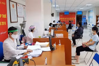 Cục Thuế Hà Nội vừa bảo đảm nhiệm vụ công tác vừa phòng, chống dịch Covid-19. (Ảnh minh họa).