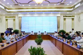 Toàn cảnh cuộc họp.