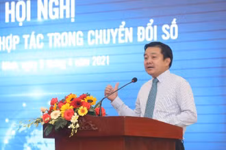 Quyền Tổng Giám đốc VNPT Huỳnh Quang Liêm phát biểu tại Hội nghị.