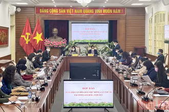 Quang cảnh buổi họp báo.