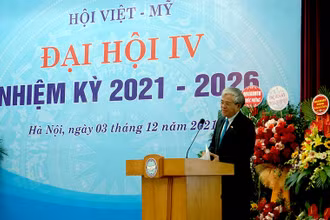 Nguyên Đại sứ Việt Nam tại Mỹ Phạm Quang Vinh được bầu làm Chủ tịch Hội Việt-Mỹ khóa IV.