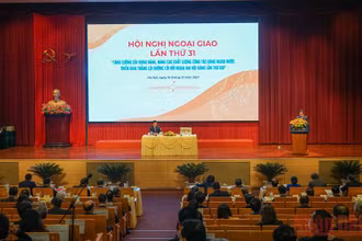 Toàn cảnh Hội nghị về công tác xây dựng Đảng và công tác đảng ngoài nước. (Ảnh: Đinh Trường)