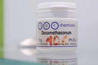 Dữ liệu thử nghiệm cho thấy thuốc kháng viêm Dexamethasone giúp giảm nguy cơ tử vong ở bệnh nhân Covid-19. (Ảnh: Reuters)