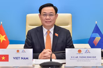 Chủ tịch Quốc hội Vương Đình Huệ. 