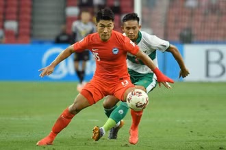 Tiền vệ gốc Hàn Quốc, Song Ui Young là nhân tố gây đột biến của Singapore. (Ảnh: Getty).