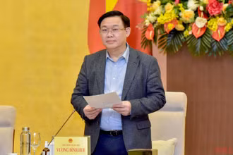 Chủ tịch Quốc hội Vương Đình Huệ phát biểu ý kiến tại phiên họp. (Ảnh: Đăng Anh)
