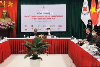 Hội nghị tổng kết Chương trình cứu trợ các tỉnh miền Trung bị ảnh hưởng mưa lũ tháng 10/2020. (Ảnh: MINH THÚY)