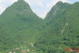 Khu dãy núi đá vôi, trên đèo Tam Canh, xã Bắc Quỳnh, Bắc Sơn, Lạng Sơn.