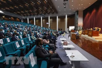 Toàn cảnh một phiên họp Quốc hội Libya tại Sirte. (Ảnh: AFP/TTXVN)