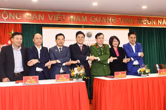 EVN và Bộ Công an hợp tác ứng dụng dữ liệu dân cư và căn cước công dân