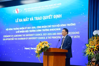 Giáo sư, Viện sĩ Châu Văn Minh, Chủ tịch Viện Hàn lâm Khoa học và Công nghệ Việt Nam.