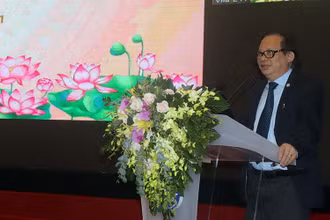 PGS, TS Nguyễn Viết Nhung, Chủ nhiệm Chương trình Chống lao Quốc gia phát biểu tại buổi giao ban.