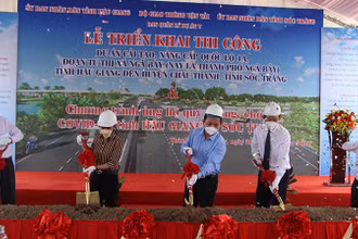 Lễ triển khai thi công.