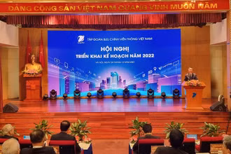 Chủ tịch HĐTV Tập đoàn VNPT Tô Dũng Thái phát biểu tại Hội nghị.