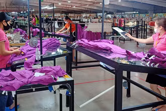 Công ty may Tân Đệ, tỉnh Thái Bình nộp ngân sách nhà nước năm 2021 hơn 300 tỷ đồng.