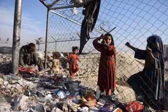 Trẻ em tại thủ đô Kabul, Afghanistan, ngày 4/12/2021. (Ảnh: TTXVN)