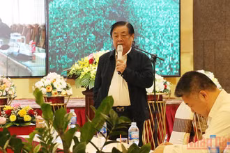 Bộ trưởng Nông nghiệp và Phát triển nông thôn Lê Minh Hoan phát biểu tại hội thảo.