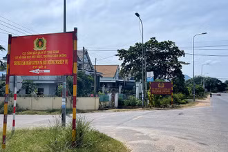 Trại giam Thủ Đức (Trại giam Z30D), đóng tại xã Tân Đức, huyện Hàm Tân (Bình Thuận).