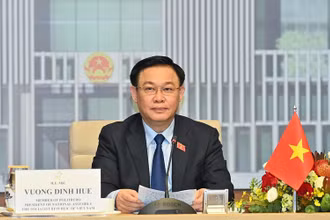 Chủ tịch Quốc hội Vương Đình Huệ.