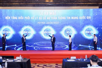 Nhấn nút khai trương Nền tảng điều phối xử lý sự cố an toàn thông tin mạng quốc gia.