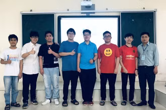 Đội tuyển quốc gia Việt Nam dự thi Olympic Tin học châu Á-Thái Bình Dương năm 2022. (Ảnh: Bộ Giáo dục và Đào tạo)