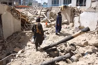 Hiện trường vụ đánh bom ở Kabul, Afghanistan, ngày 24/5/2022. (Ảnh: THX/TTXVN)