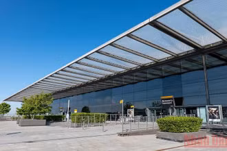 Nhà ga T4, sân bay quốc tế London Heathrow (Vương quốc Anh). 