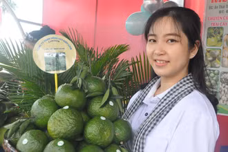 Cam sành Cái Bè (Tiền Giang) được giới thiệu, quảng bá tại ngày hội.