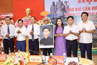 Hội thảo khoa học “Hào khí Cần Vương - Khát vọng Vũ Quang” bổ sung nhiều tư liệu quý về phong trào Cần Vương, cuộc khởi nghĩa Hương Khê và con người, cuộc đời, sự nghiệp của Đình nguyên Tiến sĩ Phan Đình Phùng.